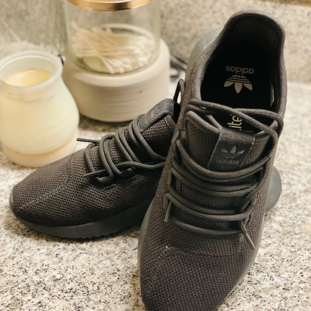 Adidas Unisex Black Sneakers
